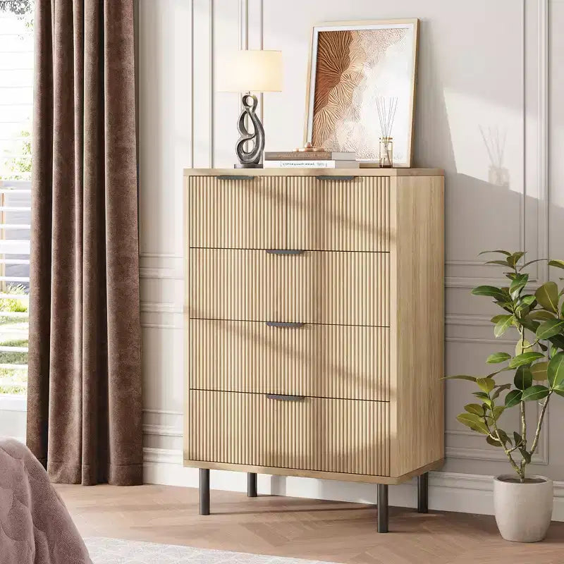 COZONY Commode cannelée à 5 tiroirs, en bois moderne avec tiroirs larges et pieds en métal, Chêne naturel