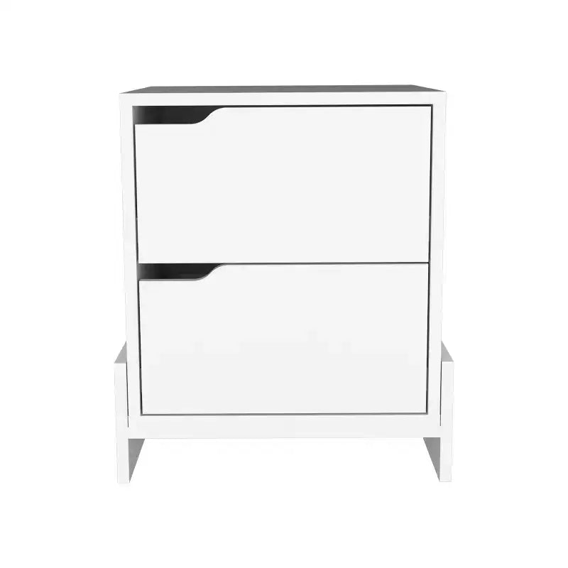 Conçue à la fois pour le style et la fonction, cette table de chevet Luss à 2 tiroirs est une table de chevet compacte qui vous aide à organiser votre espace.