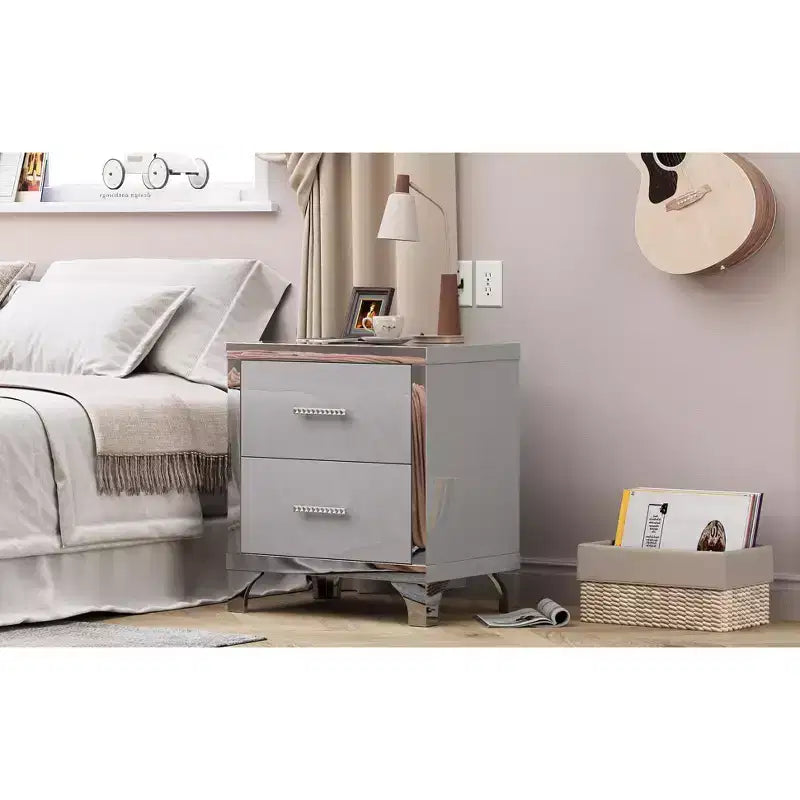 Table de chevet moderne élégante avec 2 tiroirs et accents en miroir, finition très brillante, pour chambre à coucher ou salon