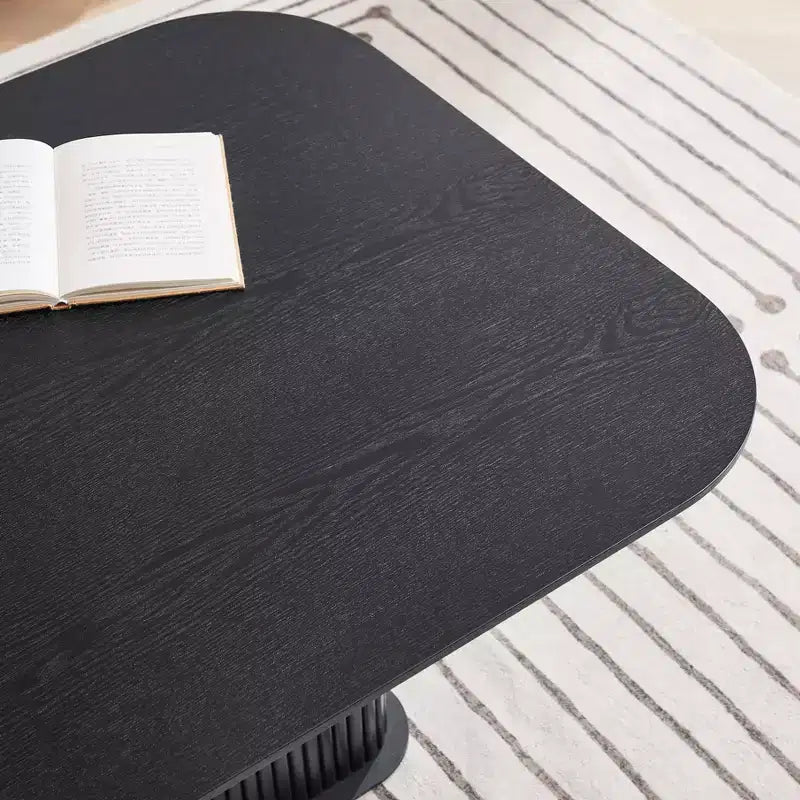 Table basse Plateau en bois de chêne noir et piètement en métal noir