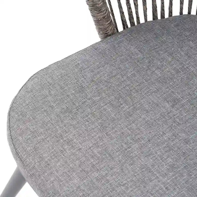 Chaises et table extensible pour salle à manger d'extérieur
