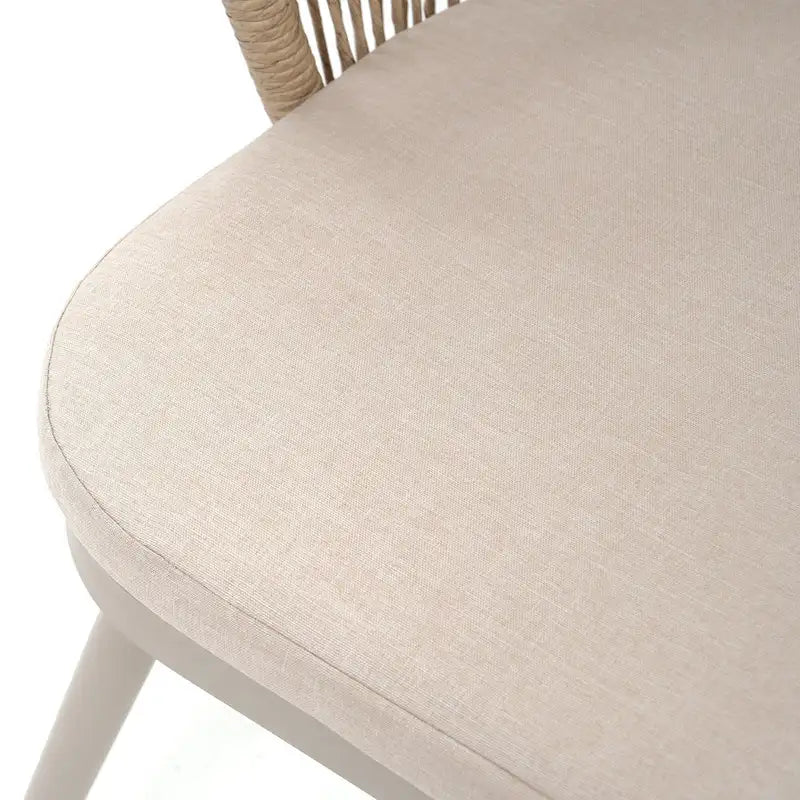 Chaises et table extensible pour salle à manger d'extérieur