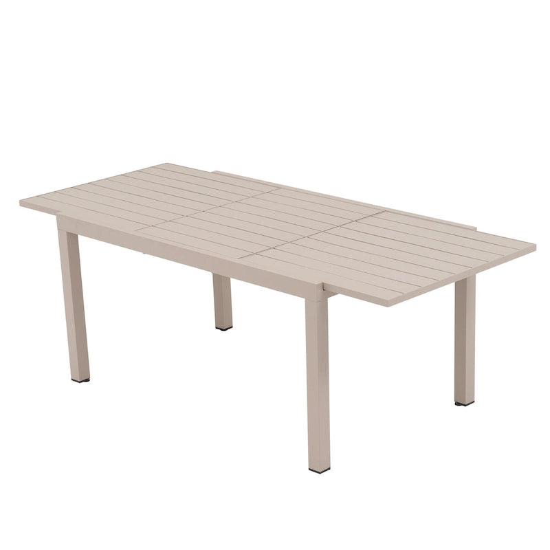 Chaises et table extensible pour salle à manger d'extérieur