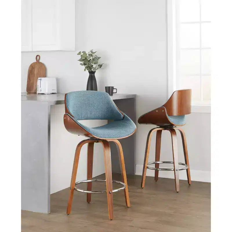 LumiSource Ensemble de 2 tabourets de bar hauteur comptoir Fabrizzi Noyer/Bleu : pivotants rembourrés, compatibles avec la cuisine