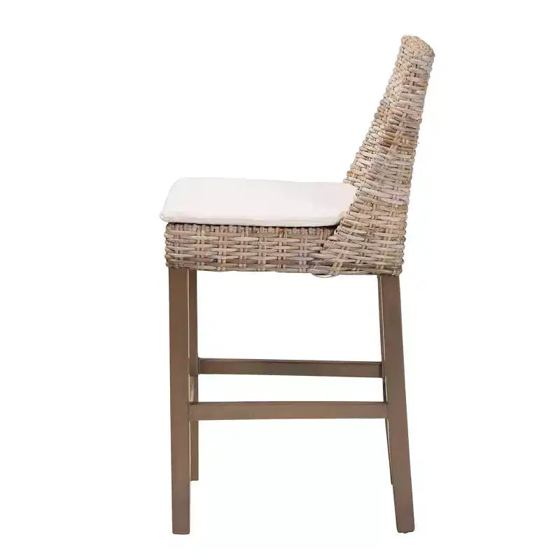 bali & pari Tabouret de bar Toby en rotin et bois d'acajou, hauteur comptoir, gris Kubu/taupe rustique