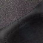 LumiSource Ensemble de 2 fauteuils d'appoint Outlaw bicolores en tissu Métal noir/PU noir/Gris