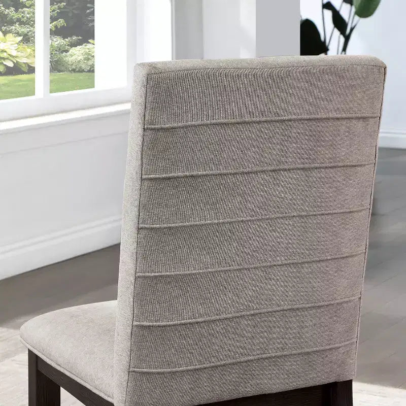 Magasin 24h/24 et 7j/7 à domicile : Chaises de salle à manger capitonnées avec coussin en mousse et cadre en bois, lot de 2