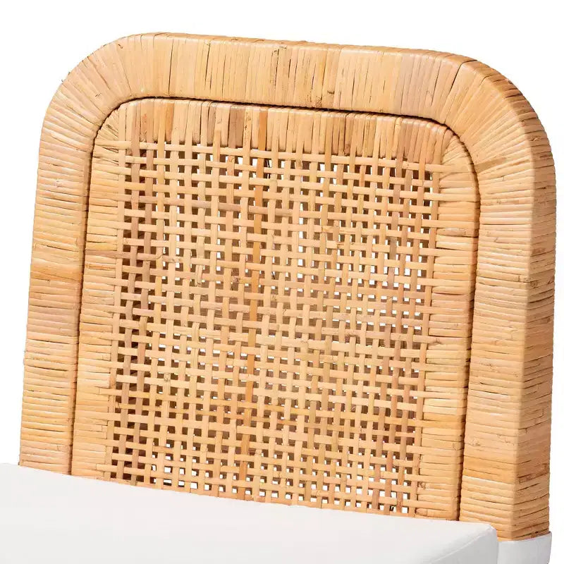 Lot de 2 chaises de salle à manger Zariah en rotin et bois d'acajou blanc/brun naturel – Baxton Studio : fabriquées à la main, rembourrées, aucun assemblage requis