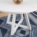 Table de salle à manger ronde en bois massif Shelby Powell, blanche : 4 places, piètement en colonne laqué, 112 cm de largeur