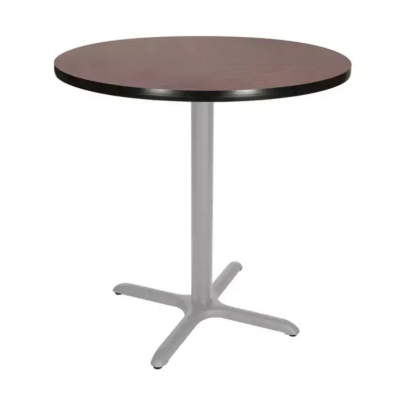 Table à manger ronde 91 cm Hampden Furnishings, collection Bennet, avec piètement en X, gris/acajou