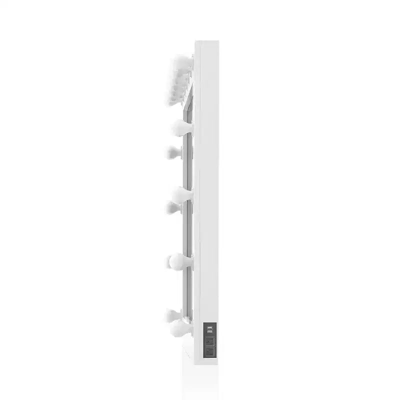Miroir Grayde 15 pièces avec ampoules et chargeur USB Blanc lumineux - HOMES: Inside + Out