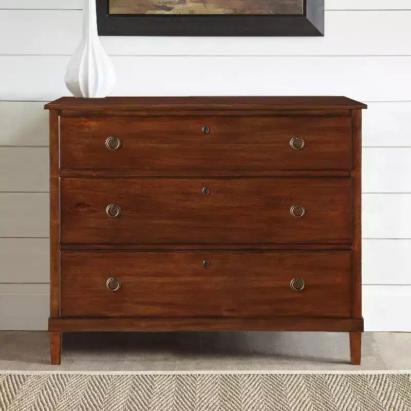 Commode Cambridge Comfort Pointe Marron : Style transitionnel, Coulisses en métal, Butées de sécurité, Aucun assemblage requis