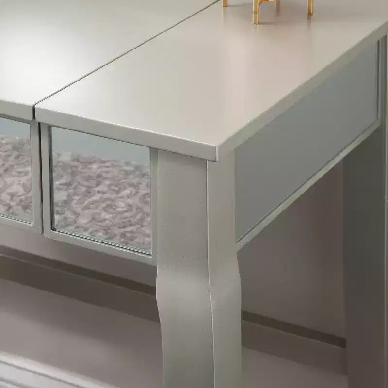 Coiffeuse en bois Harper Glam avec miroir escamotable et tabouret tapissé gris Miroir et argent - Linon