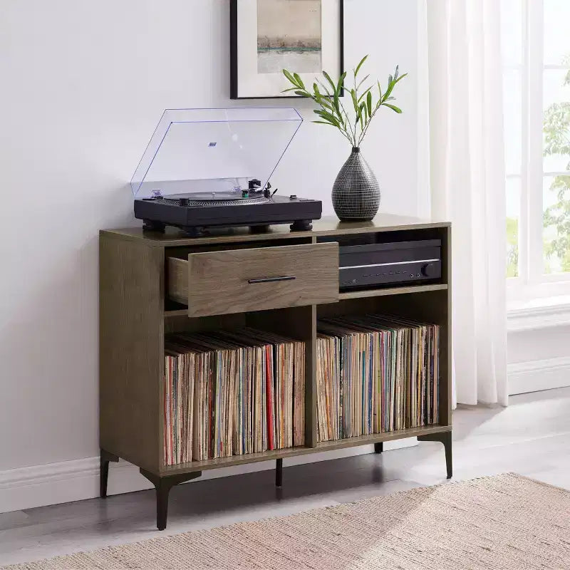 Crosley 40 po Meuble média de rangement pour vinyles Sydney Noyer : Rangement vinyles, Meuble média avec étagères ouvertes