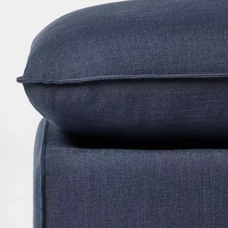 Pouf rembourré déhoussable bleu - Threshold™ conçu avec Studio McGee