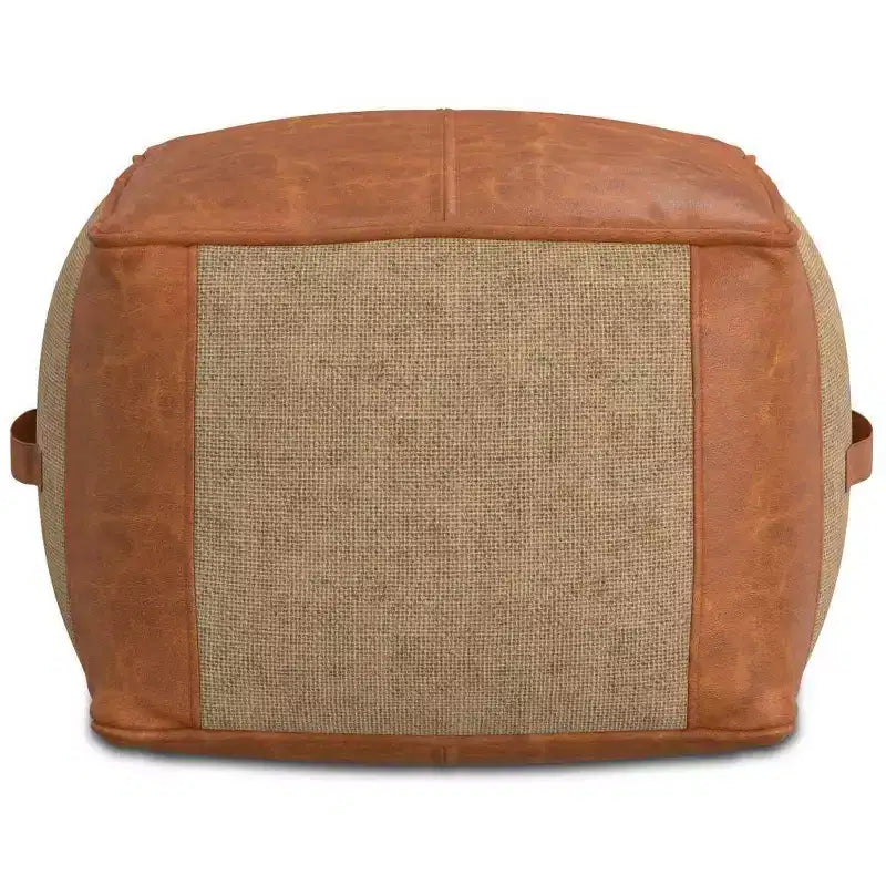 Pouf Castlebridge Tan - WyndenHall : Ottoman carré contemporain, revêtement en cuir amovible, motif abstrait, capacité de 113 kg
