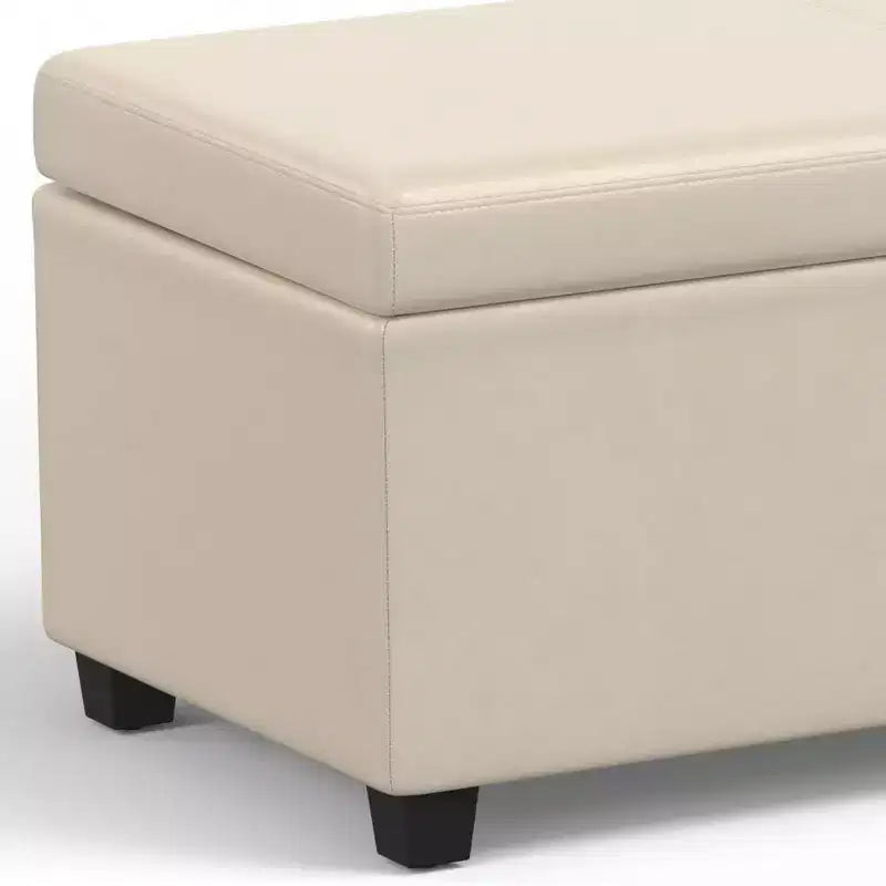 Banc de rangement ottoman Franklin très grand crème satiné - WyndenHall