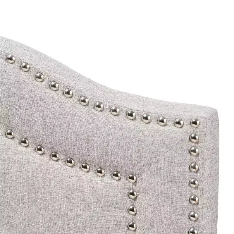 Baxton Studio Queen Edith Tête de lit moderne en tissu beige : Revêtement en polyester, cadre en bois composite