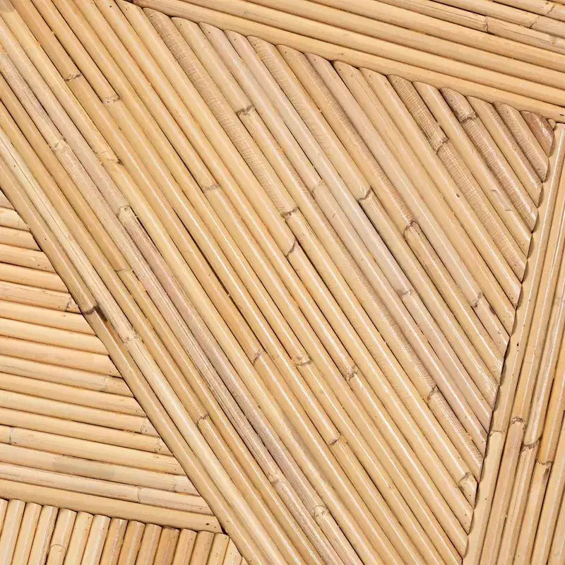 bali & pari Table d'appoint Iryna en rotin naturel miel clair : 17,7" de haut, aucun assemblage, cadre rond en contreplaqué