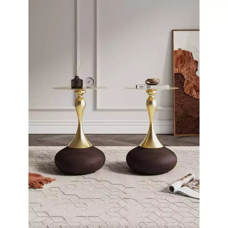 Manhattan Comfort Lot de 2 tables d'appoint Patchin avec base ronde en métal et plateau de table doré en bois marron