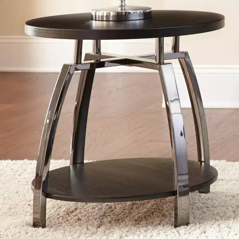 Table d'appoint Coham Silver Shield et Nickel - Steve Silver Co. : Stratifié bois, Structure métallique, Forme ronde