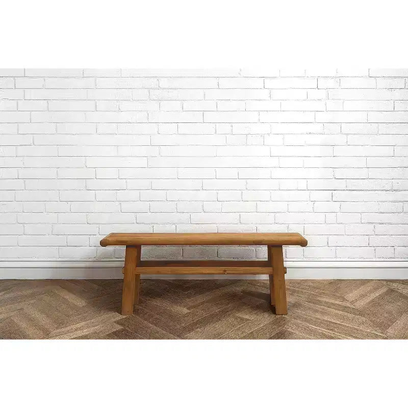 Table basse Elm Wood Storied Home Naturel : 42,5 cm de hauteur, 114,9 cm de profondeur, aucun assemblage requis, structure et plateau en orme