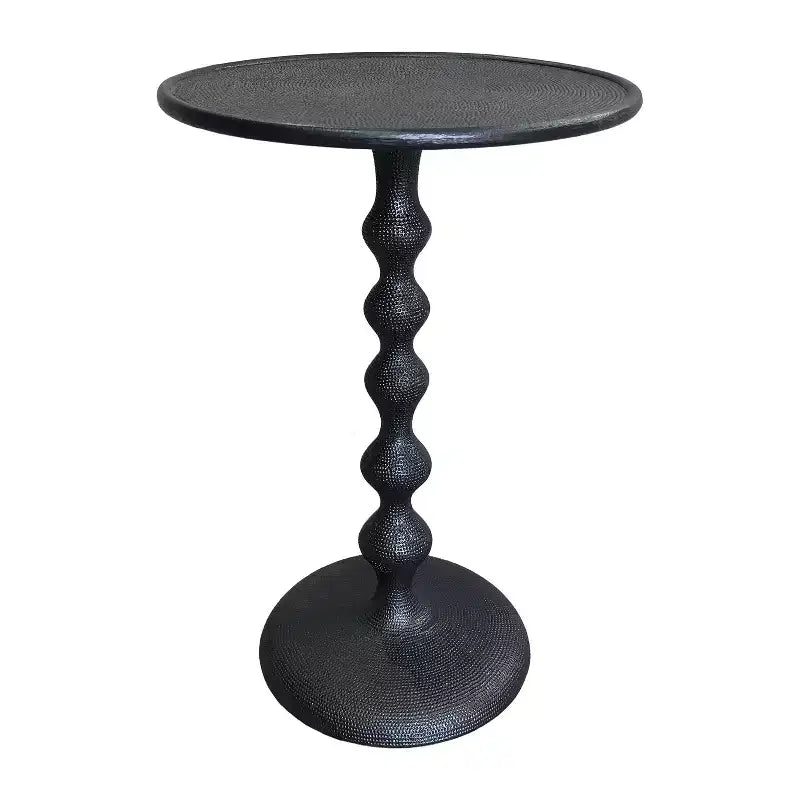 Table d'appoint Urban Port ronde 22 po en fonte d'aluminium texturée martelée, noire