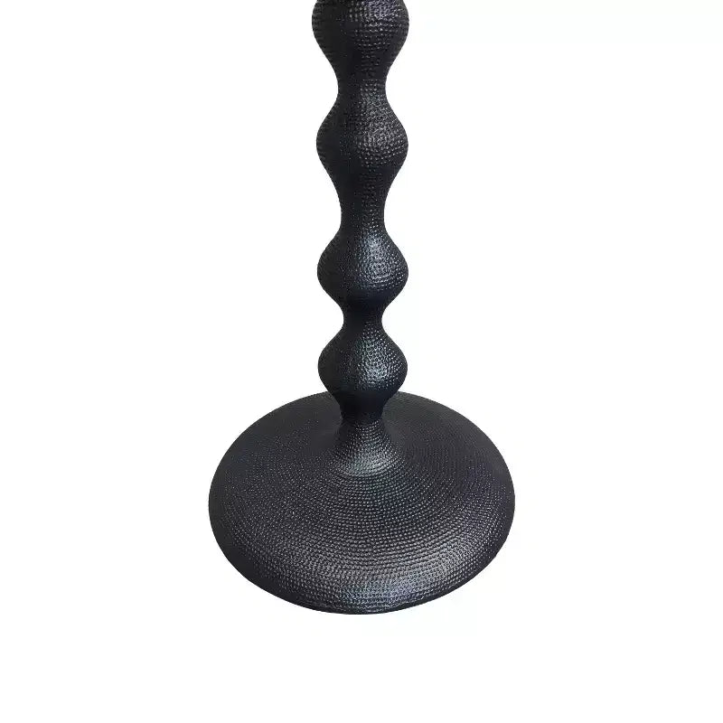 Table d'appoint Urban Port ronde 22 po en fonte d'aluminium texturée martelée, noire