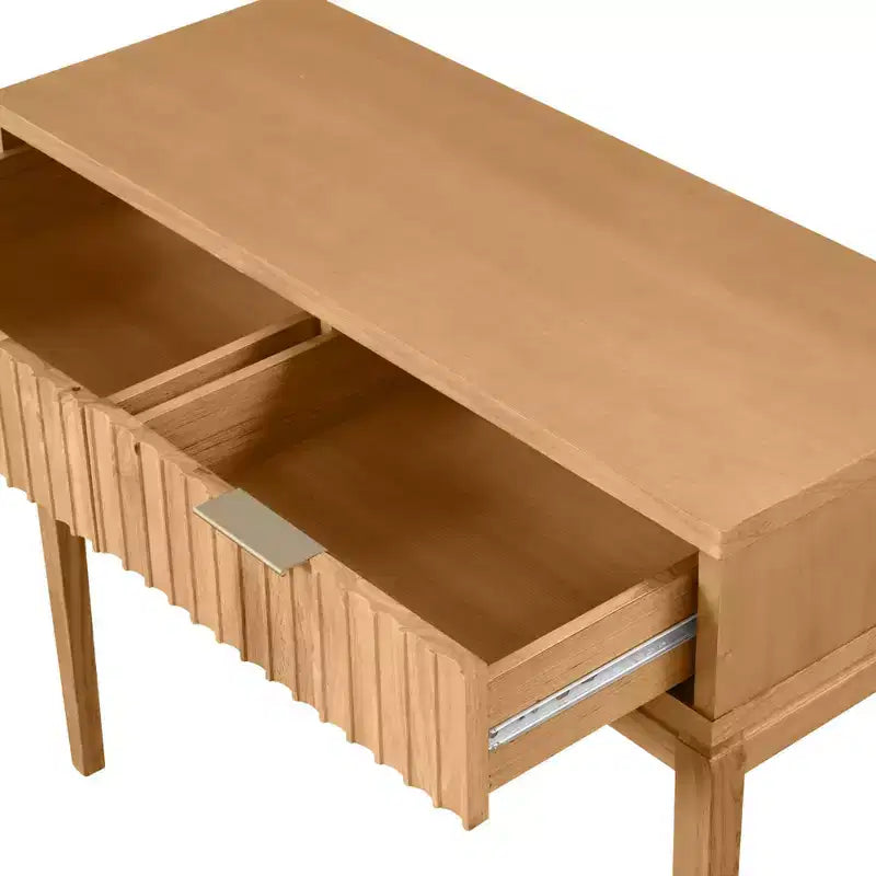 Table console en bois cannelé Nathan James Boho à 2 tiroirs : Pieds fuselés, poignées en laiton, style moderne du milieu du siècle