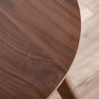 MAISONS : Intérieur + Extérieur Table d'appoint ronde Creekside 23" style Mid-Century Modern Noyer