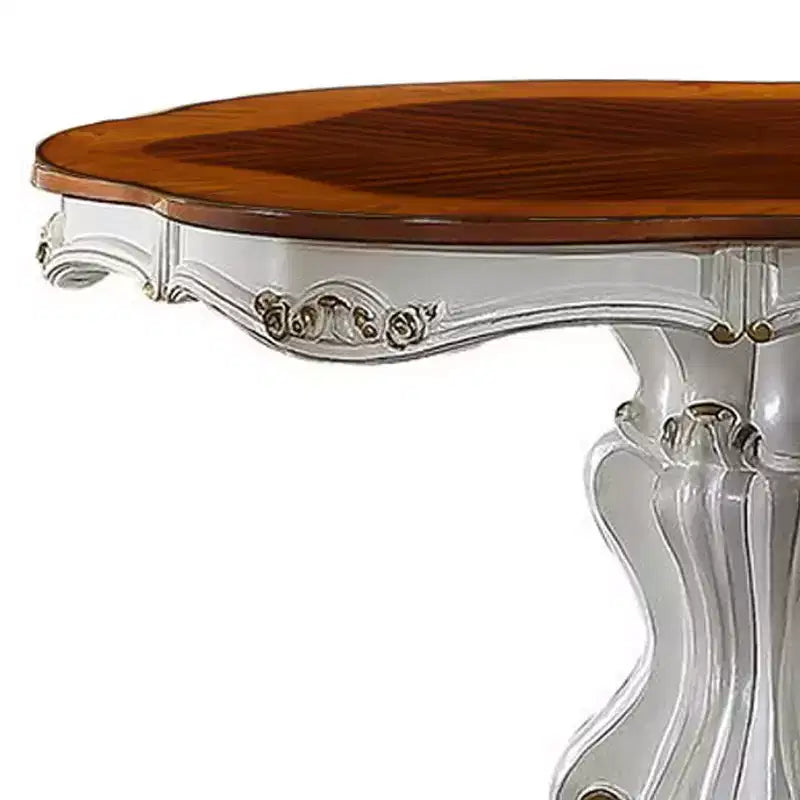 Table d'appoint Picardy 48" Perle Antique et Chêne Cerisier - Acme Furniture : Détails Sculptés, Forme Ronde