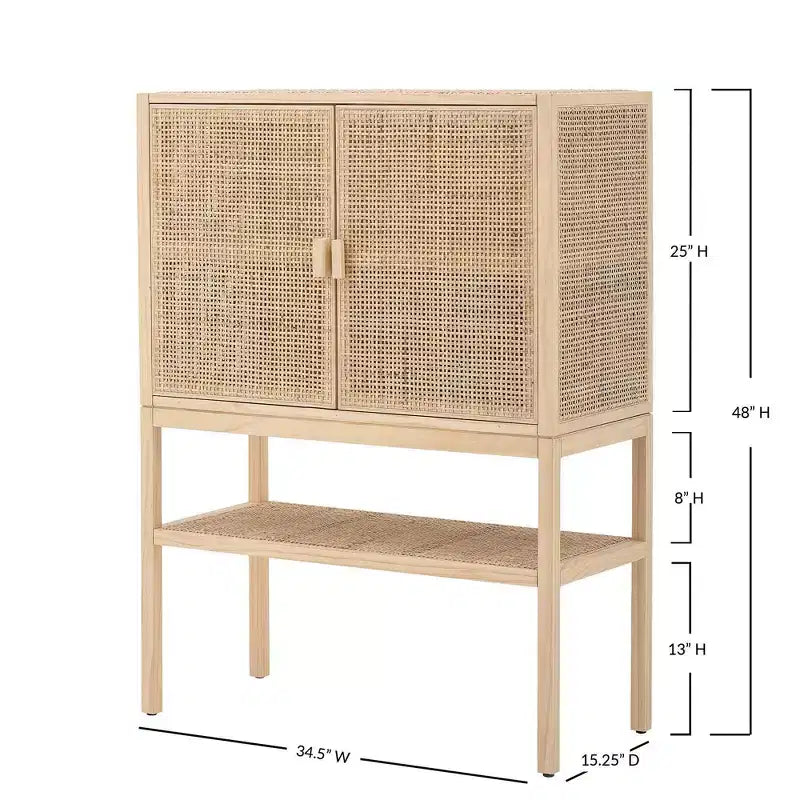 Storied Home Woven Meuble de rangement décoratif 119 cm de hauteur Naturel : Rotin et Pin, 2 portes avec étagère