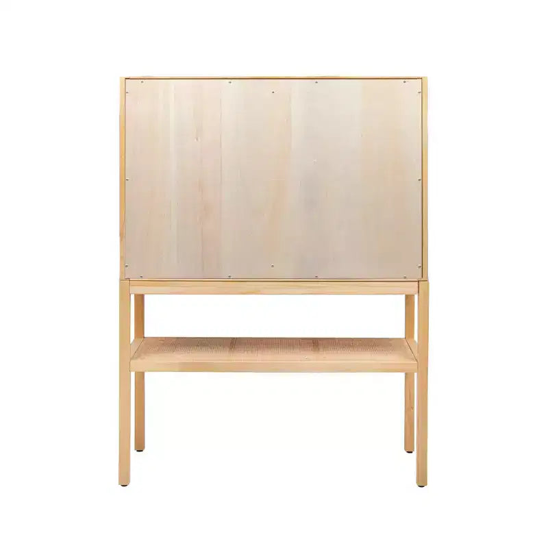 Storied Home Woven Meuble de rangement décoratif 119 cm de hauteur Naturel : Rotin et Pin, 2 portes avec étagère