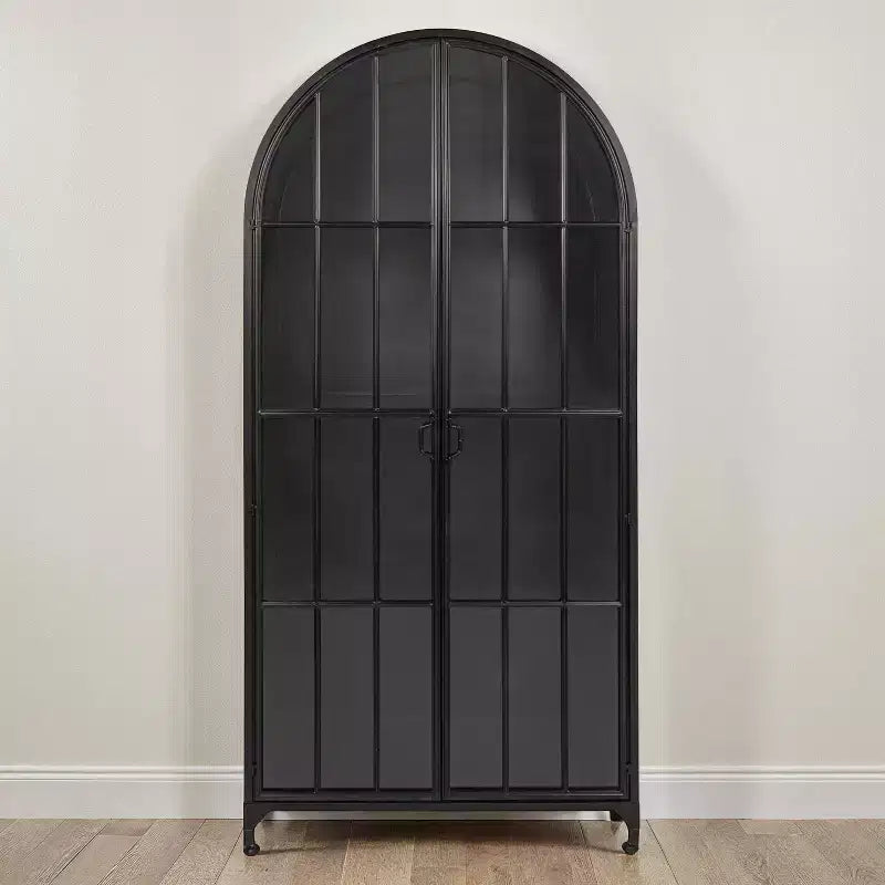 Armoire de rangement décorative noire Storied Home à arche de 76 po : cadre en fer, surface en verre, étagères fixes