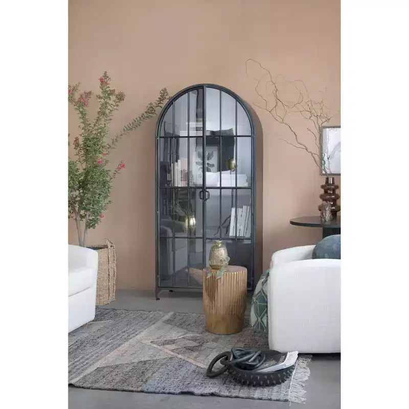 Armoire de rangement décorative noire Storied Home à arche de 76 po : cadre en fer, surface en verre, étagères fixes
