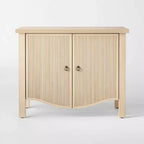 Meuble bas à 2 portes Elder – Naturel – Threshold™ conçu avec Studio McGee