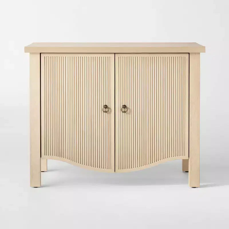 Meuble bas à 2 portes Elder – Naturel – Threshold™ conçu avec Studio McGee