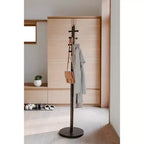 Porte-manteau sur pied Umbra Wood Pillar Noir/Noyer : 8 crochets, autoportant, montage facile, hauteur de 66 po