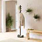 Porte-manteau sur pied Umbra Wood Pillar Noir/Noyer : 8 crochets, autoportant, montage facile, hauteur de 66 po