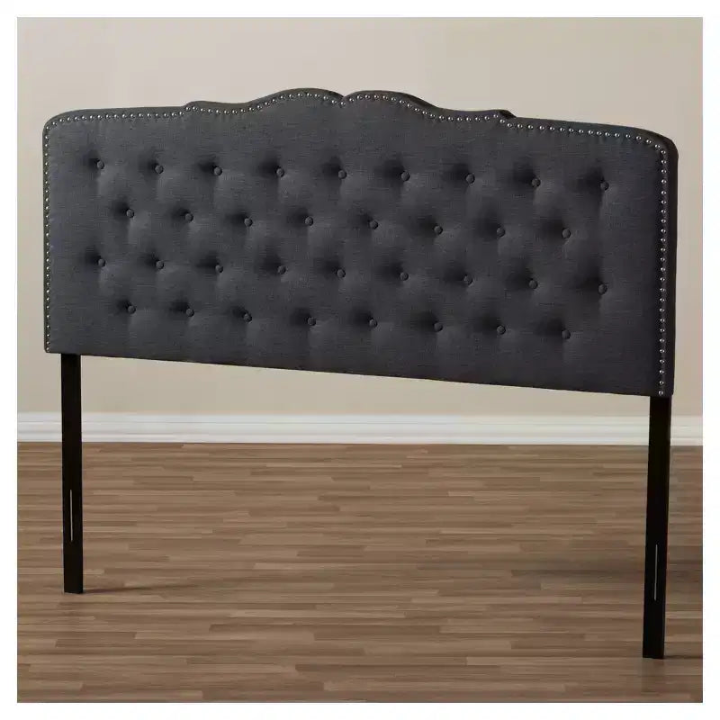 Tête de lit en tissu moderne et contemporain King Lucy gris foncé – Baxton Studio : rembourrée, capitonnée, garniture cloutée