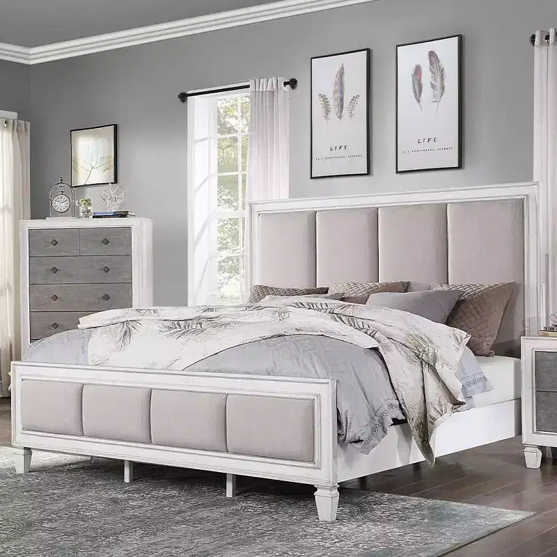 Lit Katia King Size 88" en lin gris clair, finition blanc vieilli gris rustique - Acme Furniture