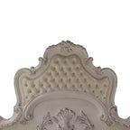 Lit King Oriental 92" Dresden avec Sculptures Style Rococo et Similicuir - Acme Furniture