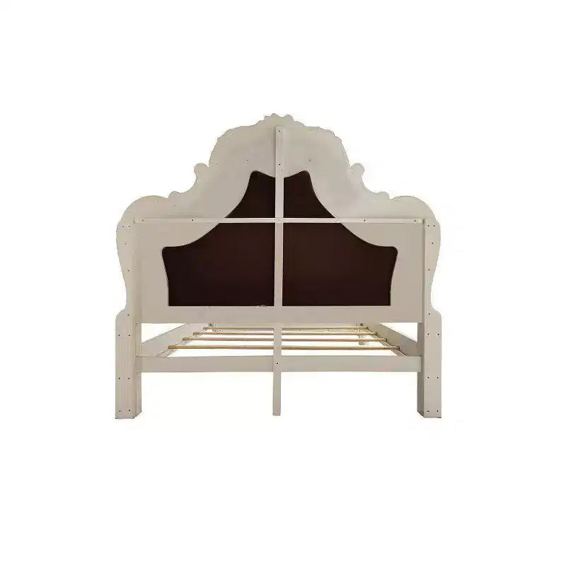 Lit King Oriental 92" Dresden avec Sculptures Style Rococo et Similicuir - Acme Furniture