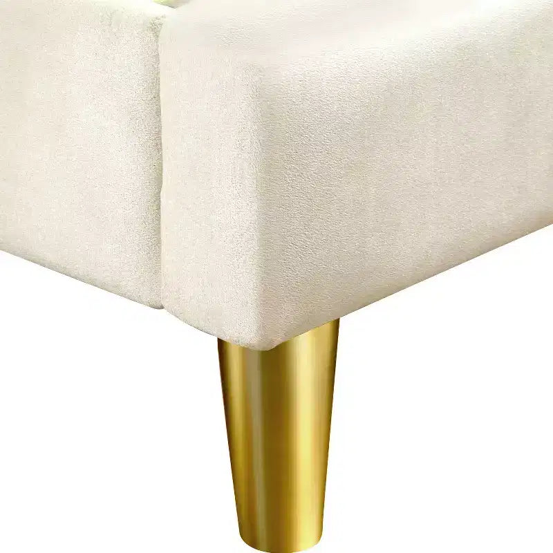 Lit entièrement rembourré Kealoa Glam de couleur beige - HOMES: Inside + Out