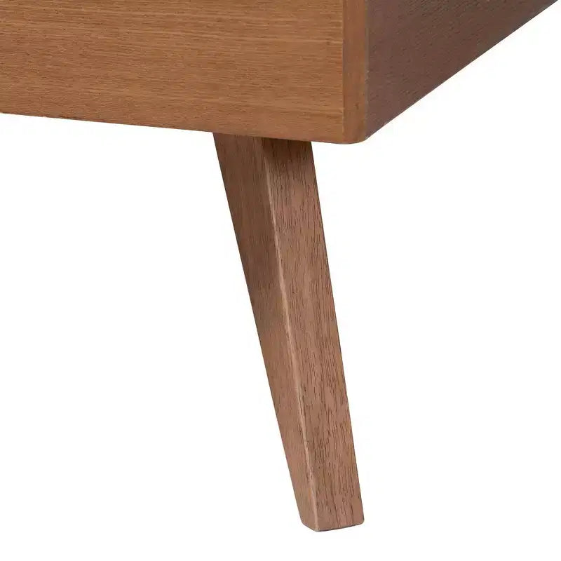 Lit plateforme Queen Baxton Studio Aithan en bois et rotin marron noyer