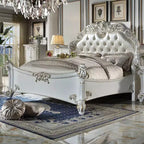Lit King Size 94" Vendome en Cuir Synthétique et Finition Perle Antique - Acme Furniture : Détails Sculptés Luxueux