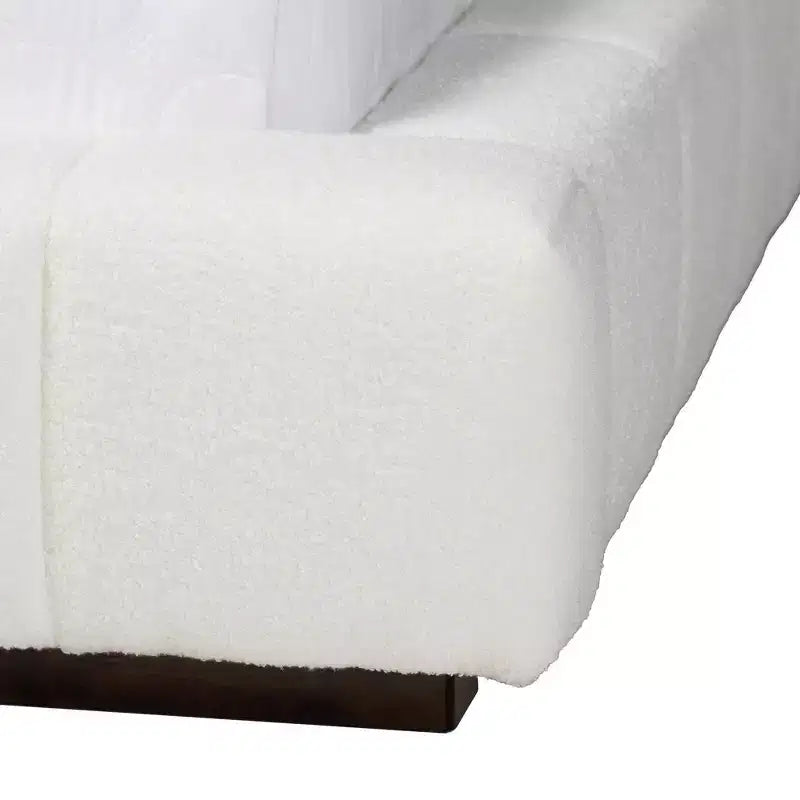 Lit plateforme Baxton Studio Braylin en tissu ours en peluche, format Queen, blanc