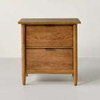 Table de chevet à 2 tiroirs en bois et rotin chêne vieilli - Hearth & Hand™ avec Magnolia