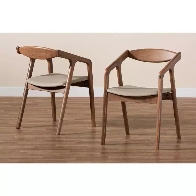Lot de 2 chaises de salle à manger Harland en similicuir et bois – Baxton Studio