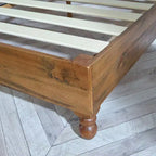 MUSEHOMEINC Cadre de lit plateforme en bois de pin massif 12 pouces avec lattes en bois, Queen